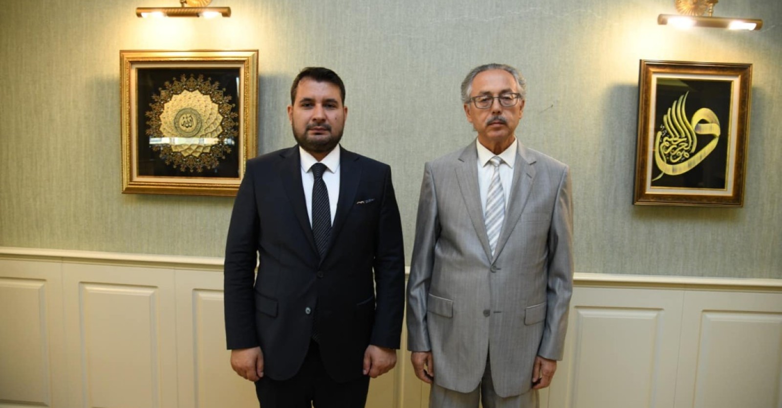 İlçe Kaymakamımız Abdullah Selim Parlar, Başkanımızı makamında ziyaret etti.