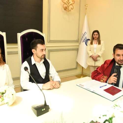 Funda Kapan ile Abdurrauf Yılmaz çiftinin nikah akdini Başkanımız Selim Çırpanoğlu gerçekleştirdi. Genç çiftimizi tebrik eder, bir ömür boyu mutluluklar dileriz.👏💐
