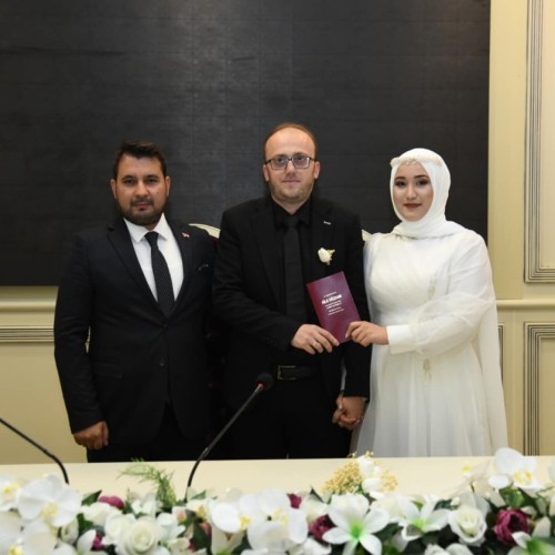 Büşra Taşpınar ile Taha Şen çiftinin nikah akdini Başkanımız Selim Çırpanoğlu gerçekleştirdi.
