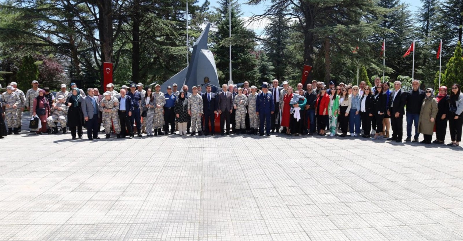 MÜRTED HAVA MEYDAN KOMUTANLIĞI  Engelli kardeşlerimizin “Askerlik Yemin Töreni"