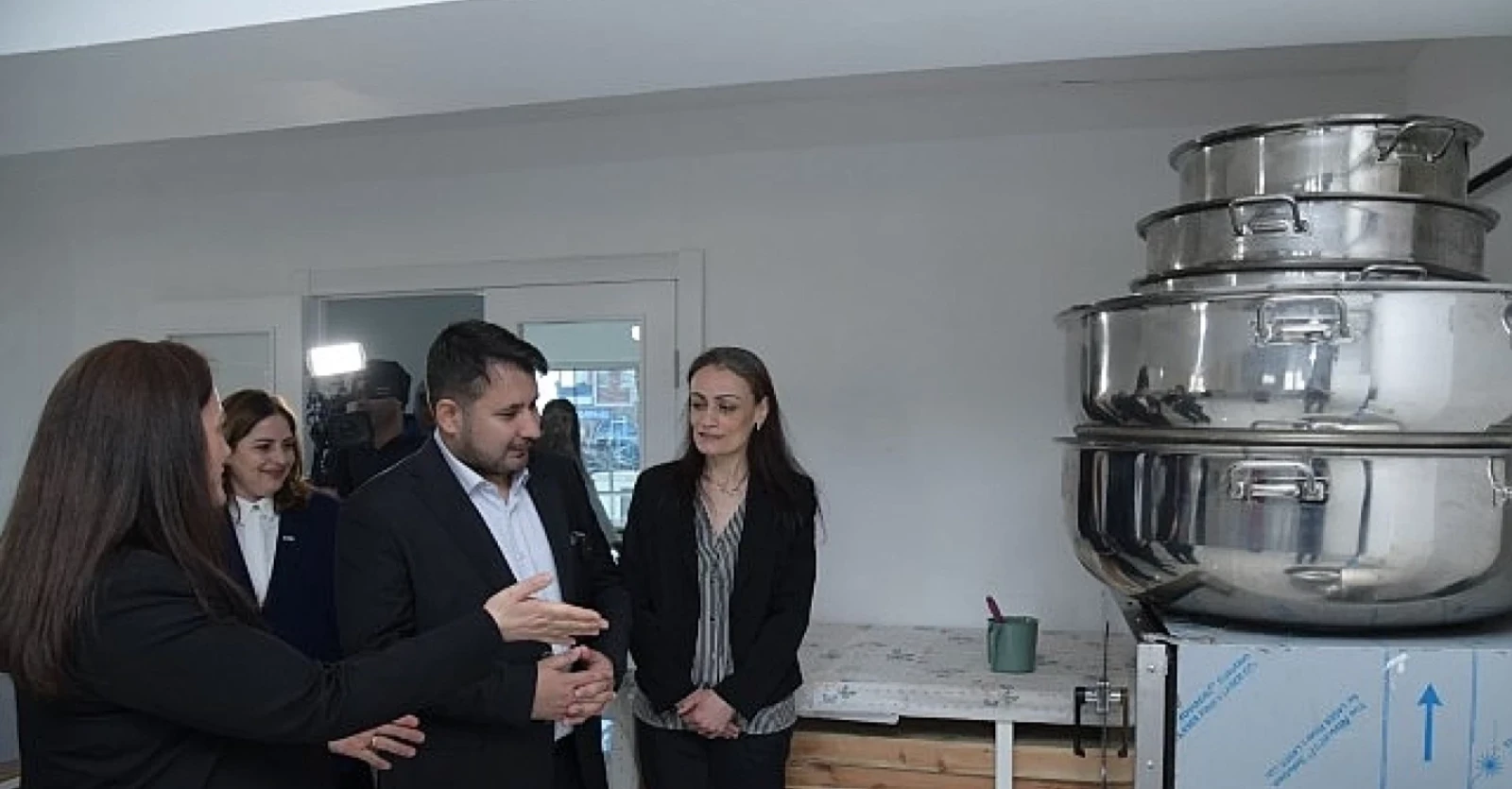 GÜNCEL-BAŞKAN SELİM ÇIRPANOĞLU’NDAN KADINLAR İÇİN GÜÇLÜ ADIMLAR