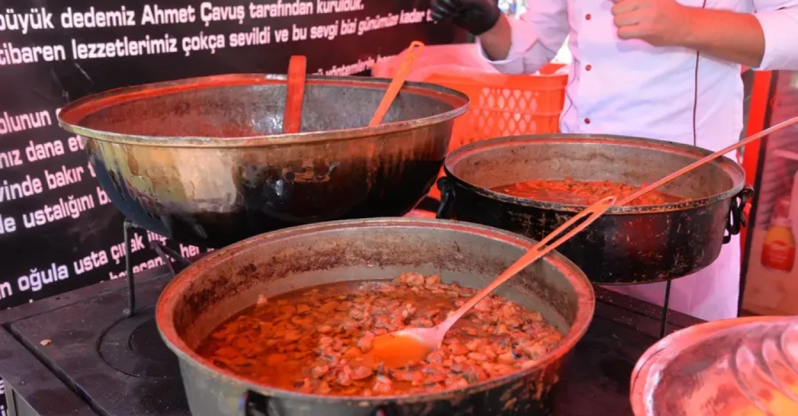 UFUK GAZETESİ-  KAHRAMANKAZAN’DA KAVURMA VE GASTRONOMİ FESTİVALİ BAŞLADI