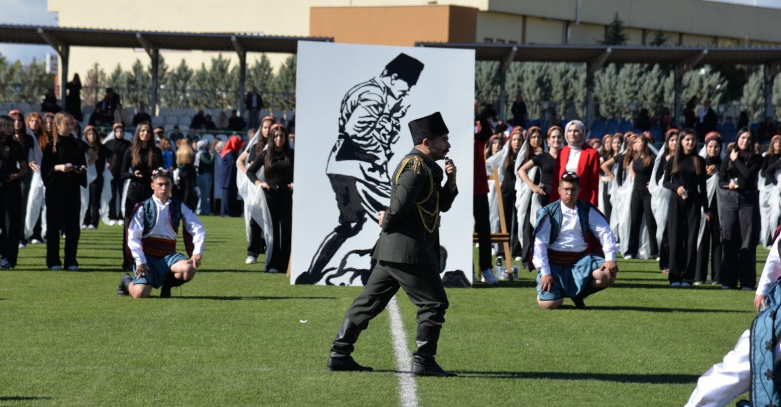 KAHRAMANKAZAN’DA CUMHURİYETİN 102. YIL DÖNÜMÜ ÇOŞKUSU