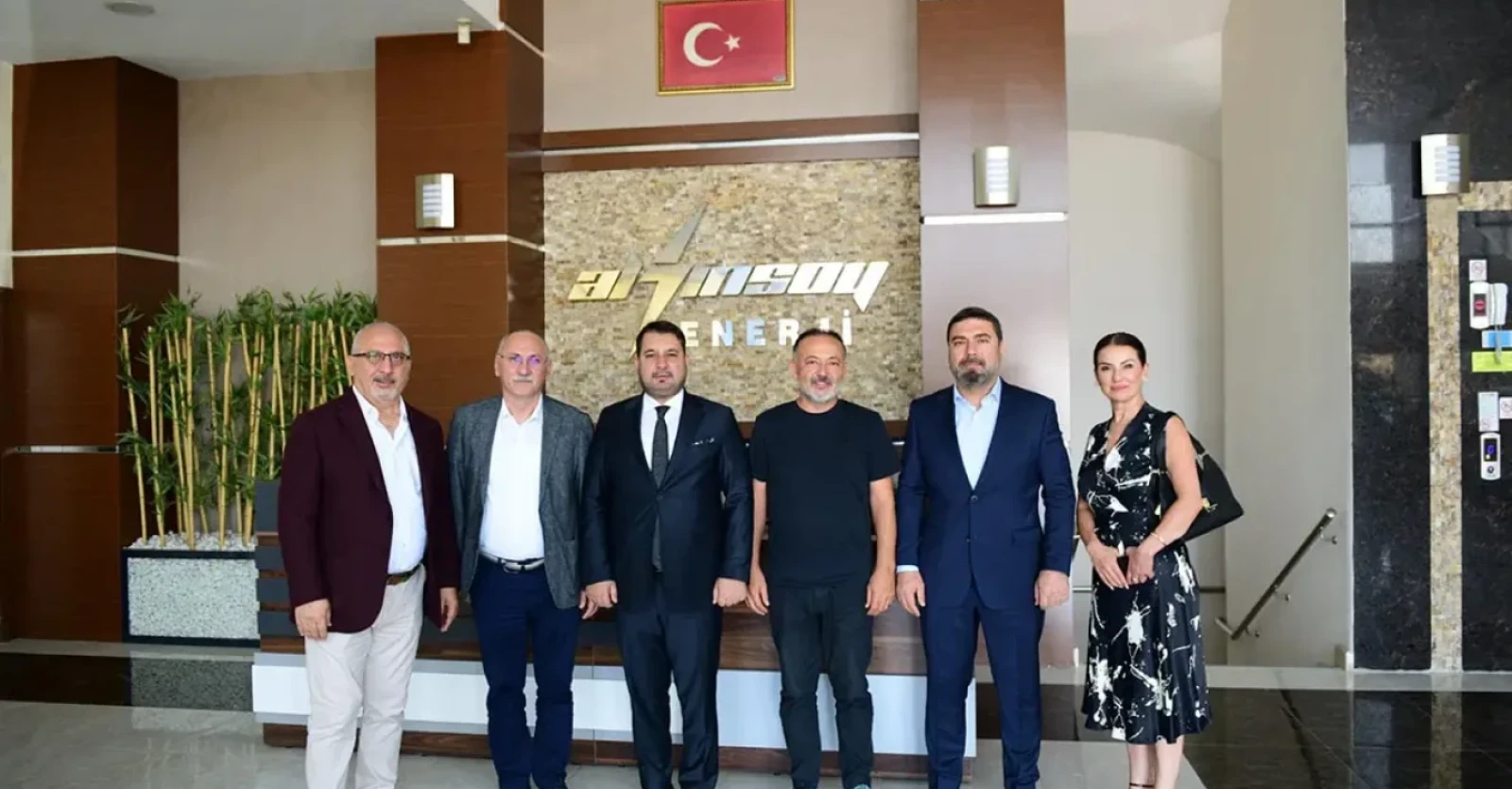 HABERCİ06.COM-KAHRAMANKAZAN BELEDİYE BAŞKANI SELİM ÇIRPANOĞLU SANAYİCİ ESNAFLARI ZİYARET EDEREK SORUN VE TALEPLERİ DİNLEDİ