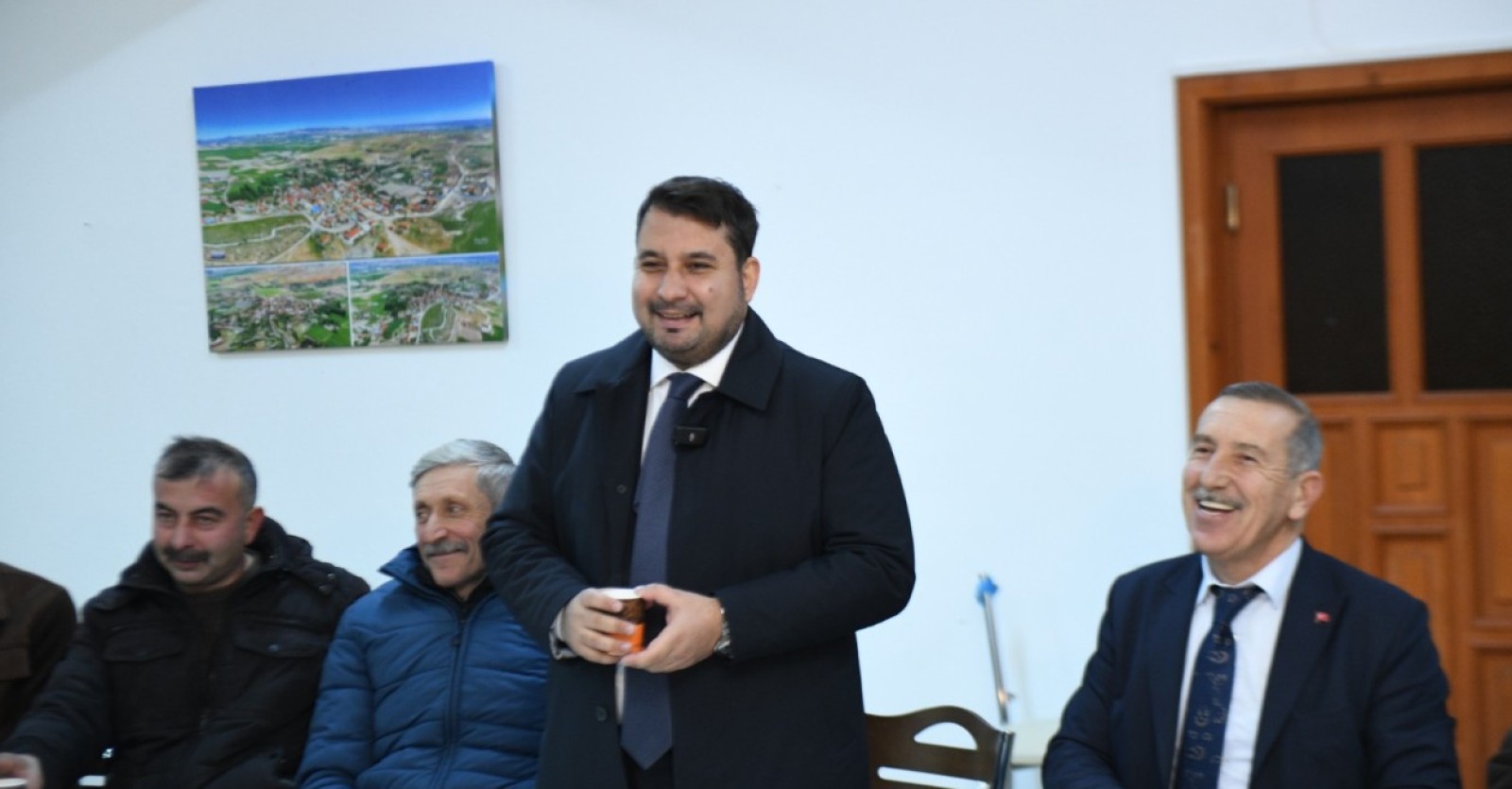 “BİZİM YERİMİZ HALKIMIZIN YANI”