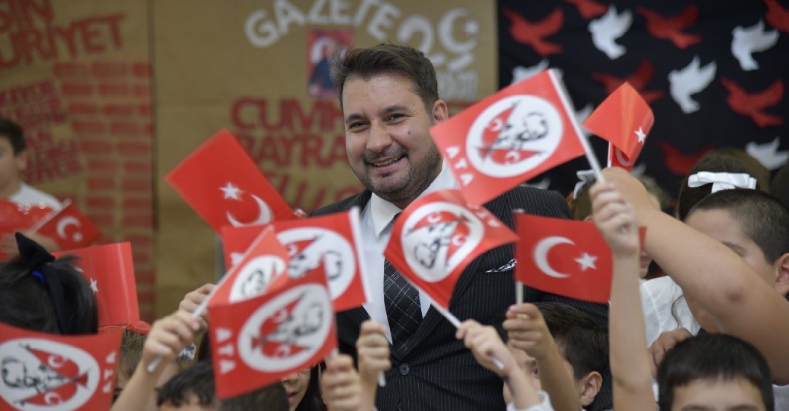 HABER ANKARA-KAHRAMANKAZAN BELEDİYESİ CUMHURİYET'İN 101'İNCİ YAŞINI KUTLADI!